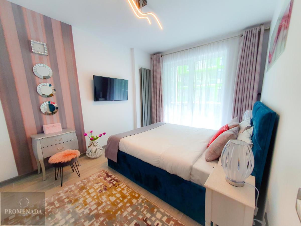Visum Aparthotel Pool & Spa Mamaia Nord Năvodari Buitenkant foto