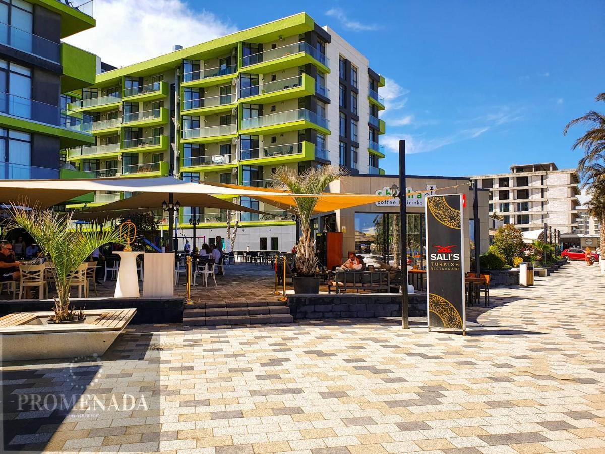 Visum Aparthotel Pool & Spa Mamaia Nord Năvodari Buitenkant foto