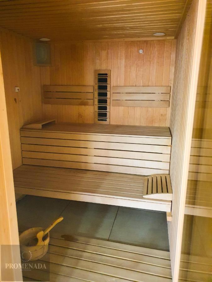 Visum Aparthotel Pool & Spa Mamaia Nord Năvodari Buitenkant foto