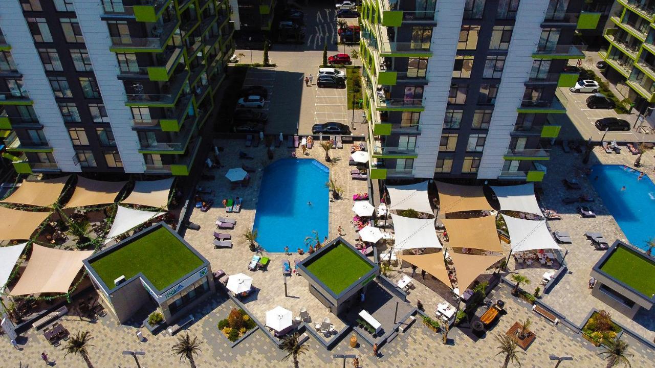 Visum Aparthotel Pool & Spa Mamaia Nord Năvodari Buitenkant foto