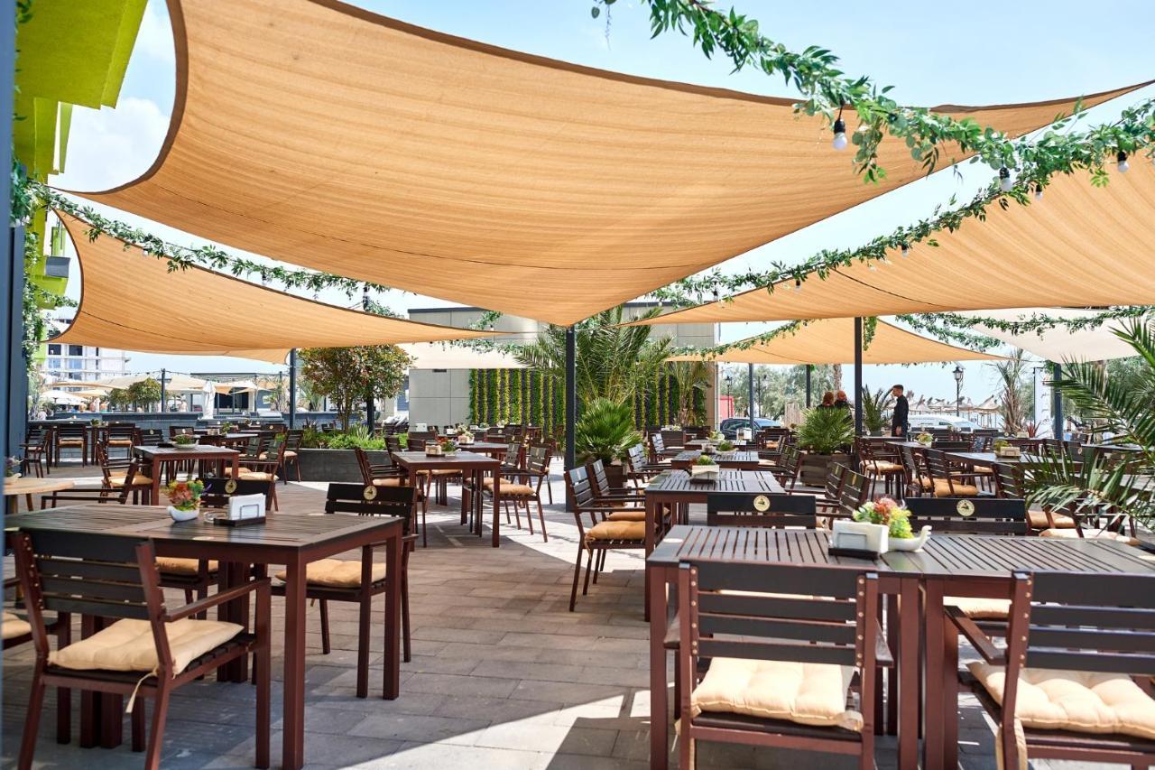 Visum Aparthotel Pool & Spa Mamaia Nord Năvodari Buitenkant foto